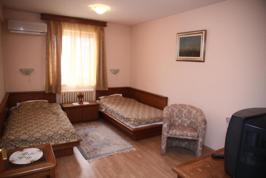 Garni Hotel Pbg Subotica Quarto foto