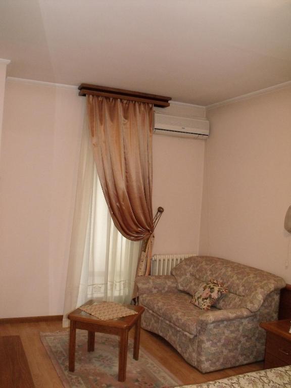 Garni Hotel Pbg Subotica Quarto foto